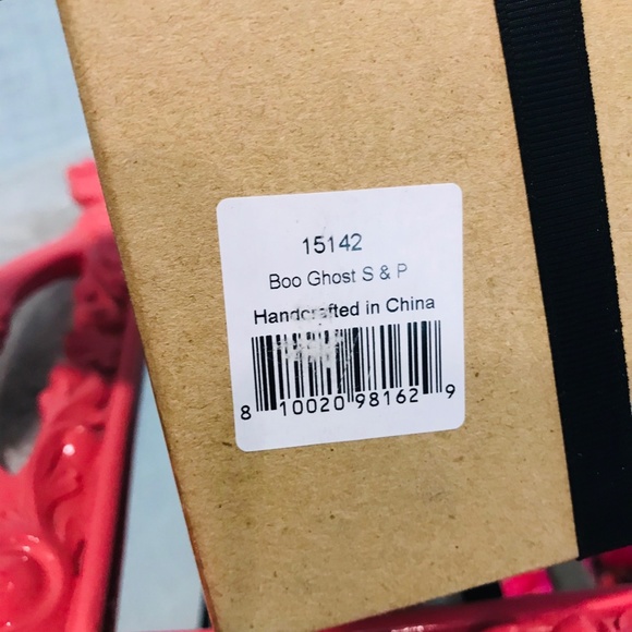 ⬇️🆕Blue Sky Ghost Salt & Pepper Shaker Set-NWT - Picture 13 of 13